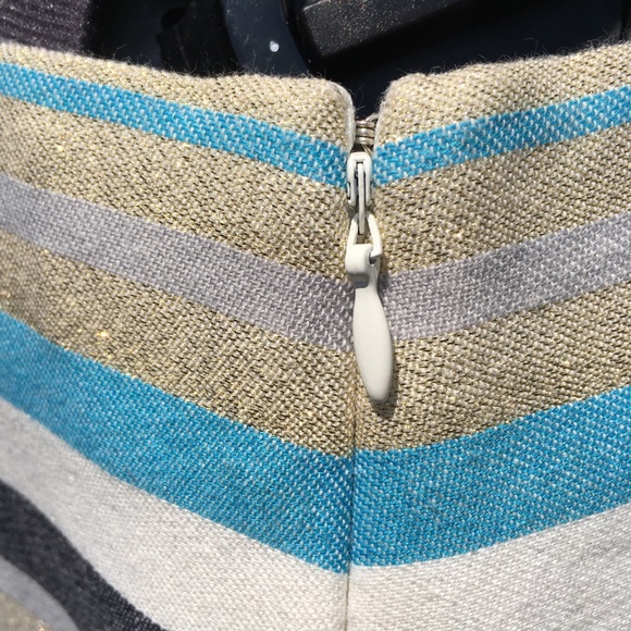 🦋 3 for $25.00 - Ann Taylor Loft  Gold Lurex Stripe Mini Skirt - Picture 3 of 6